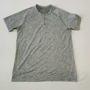 Lululemon Metal tech ven short sleeve button shirt